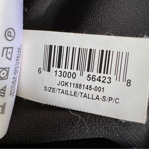 BCBGMAXAZRIA Surplice Neck Pleated Asymmetrical Sleveless Blouse (Black) Small - Picture 4 of 9